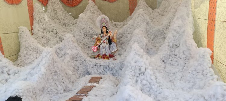 वसंत पंचमी पर ज्ञान की देवी मां सरस्वती की हुई आराधना, भक्तिमय हुआ डुमरांव