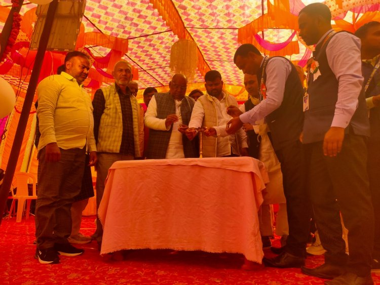 सांस्कृतिक कार्यक्रमों और देशभक्ति के रंग में सराबोर रहा मदर टेरेसा कॉन्वेंट स्कूल का वार्षिकोत्सव