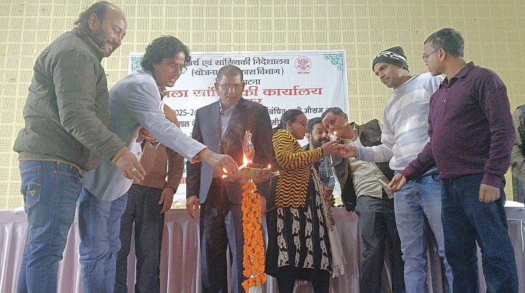 कृषि आंकड़ों की शुद्धता पर विशेष जोर, रबी मौसम को लेकर बक्सर में एक दिवसीय प्रशिक्षण सह कार्यशाला आयोजित