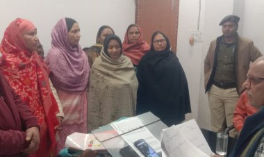 शनिवासरीय जनता दरबार में सीओ से भिड़ा एक पक्ष, गंभीर हो गई थी स्थिति