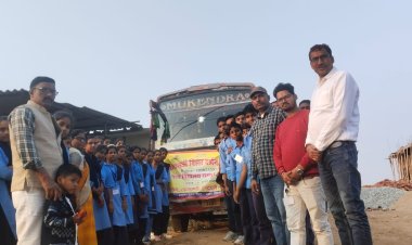 सासाराम व इंद्रपुरी बराज परिभ्रमण के लिए छात्रों का दल रवाना