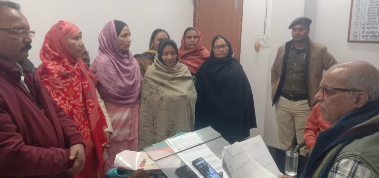 शनिवासरीय जनता दरबार में सीओ से भिड़ा एक पक्ष, गंभीर हो गई थी स्थिति