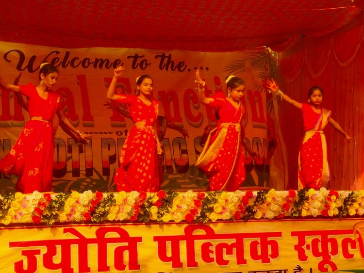 ज्ञान ज्योति पब्लिक स्कूल की 15वीं वर्षगांठ पर सांस्कृतिक रंगों में रंगा वार्षिकोत्सव