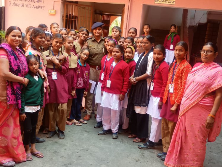 कस्तूरबा गांधी आवासीय विद्यालय का कोरानसराय थानाध्यक्ष ने किया निरीक्षण, सुरक्षा व व्यवस्थाओं की हुई गहन जांच