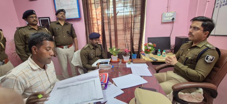 ब्रह्मपुर में कानून-व्यवस्था पर एसपी सख्त: 200 लंबित कांडों पर लगाई फटकार, नशा-जुआ और अतिक्रमण पर विशेष अभियान के संकेत