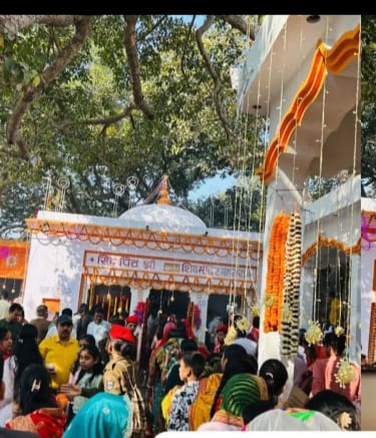 हर-हर महादेव से गूंजा बक्सर, आस्था के सागर में डूबा जिला