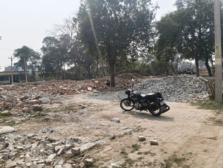 आईटी भवन निर्माण के लिए कई कार्यालय जमींदोज, वैकल्पिक व्यवस्था के अभाव में विभागों पर संकट