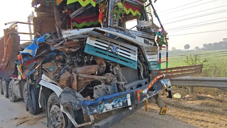 एनएच-922 पर रफ्तार का कहर: रांग साइड ओवरटेक में ट्रक पलटा, इलाज के दौरान चालक की मौत