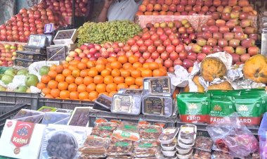 रमजान में बढ़ी फलों की कीमतें, इफ्तार की तैयारी पर पड़ रहा असर