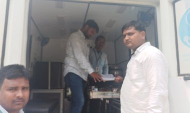 अधिकारियों ने प्रखंड पशु चिकित्सालय का किया जांच