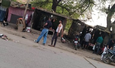 डुमरांव में मुख्य पथ व स्कूल समेत सभी मार्गों पर खुलेआम हो रही है मांस-मछली की बिक्री, नगर परिषद मौन