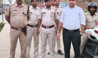 डुमरांव में भाईचारे की मिसाल बनी ईद, सौहार्द्र के बीच अदा हुई नमाज