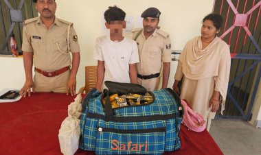 तस्करी की साजिश नाकाम: बाइक सवार से बड़ी खेप जब्त