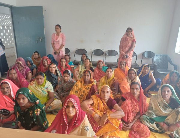 जीविका प्रशिक्षण में 50 महिलाओं को आत्मनिर्भर बनने की सीख
