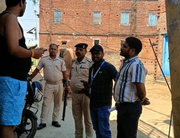 बैंक बकायेदारों पर कसा शिकंजा: धवछुआ, पांडेयपुर और रेंका में संयुक्त छापेमारी से मचा हड़कंप