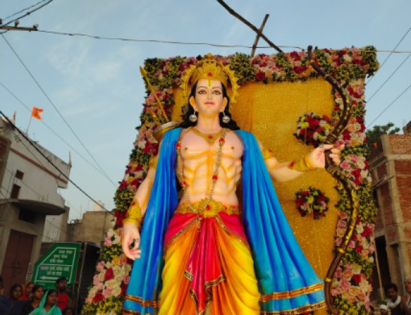 रामनवमी पर गूंजे भक्ति के स्वर, मंदिरों में हुआ भव्य आयोजन