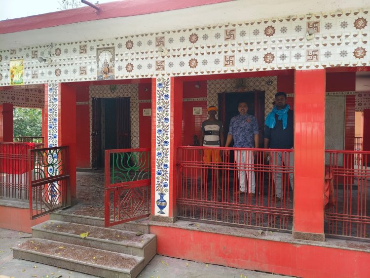 आस्था पर प्रहार, ओझा बरांव काली व हनुमान मंदिर से चोरों ने उड़ाए सोने-चंादी के आभूषण व कीमती बर्तन