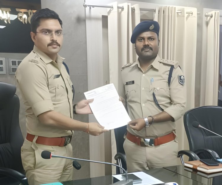 अपराध नियंत्रण में डुमरांव पुलिस की सक्रियता रंग लाई, एसडीपीओ पोलस्त कुमार को मिला सम्मान