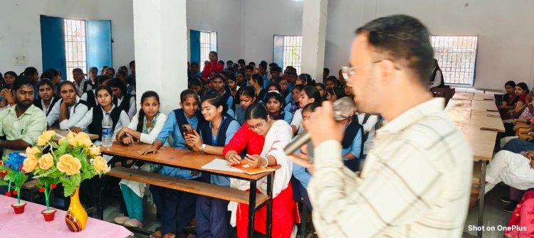 जिला स्थापना दिवस पर स्कूलों में रचनात्मकता और खेल प्रतिभा का संगम