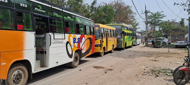 लंबे इंतजार के बाद फिर शुरू हुआ स्टेशन रोड का मरम्मत कार्य, दिनभर जाम से थमे पहिए