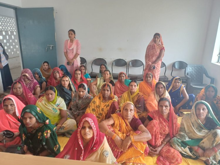 जीविका प्रशिक्षण में 50 महिलाओं को आत्मनिर्भर बनने की सीख