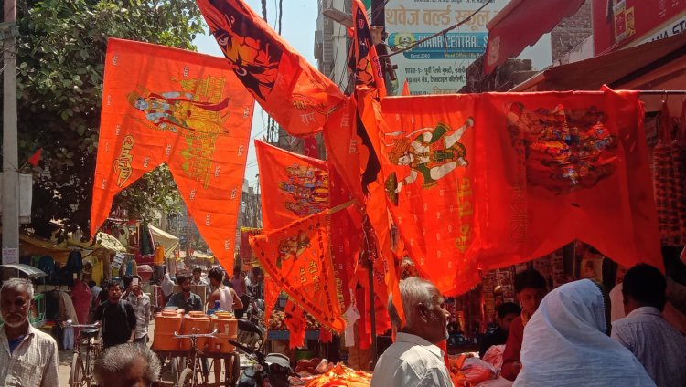 भगवा रंग में रंगा डुमरांव, महाबीरी झंडा जुलूस को लेकर उत्साह चरम पर