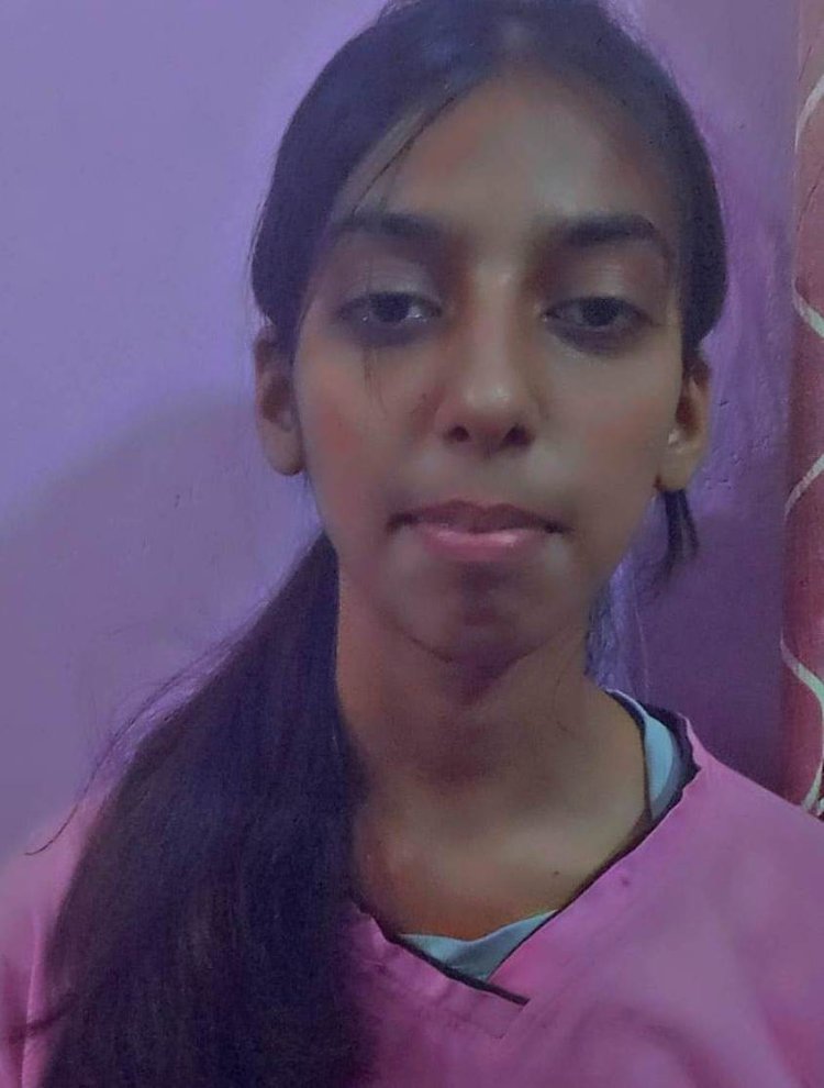 डुमरांव में सब्जी विक्रेता की बेटी शनताज ने मैट्रिक परीक्षा में लाई 93 फिसदी अंक, बढ़ाई शान