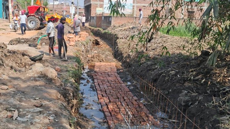 मुख्यमंत्री समग्र शहरी विकास योजना से शुरू हुआ सफाखान रोड का निर्माण कार्य