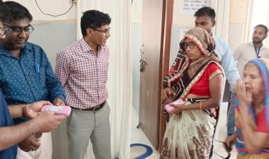 बुनियाद केन्द्र का निरीक्षण समक्ष के अधिप्राप्ति विशेषज्ञ ने किया, दिया आवश्यक निर्देश