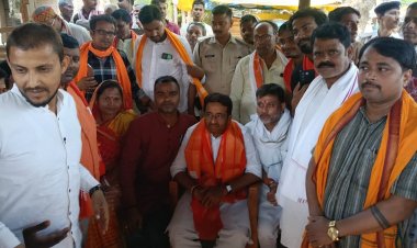 चौसा में सियासी तापमान बढ़ा: श्रमिक मुद्दों के साथ मंत्री संजय टाइगर का कार्यकर्ताओं से सीधा संवाद