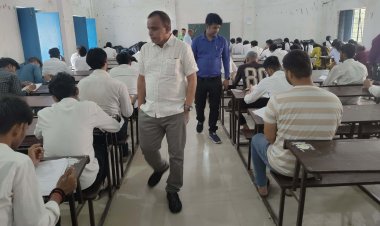 क्विज़ से चमका कैंपस: एमवी कॉलेज में पढ़ाई का नया जोश