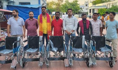 युवाशक्ति की पहल: सदर अस्पताल को मिली  पाँच व्हीलचेयर