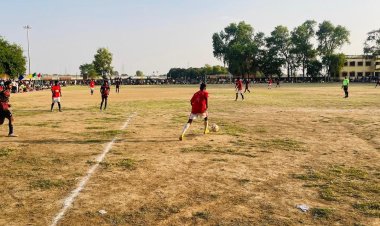 टाईब्रेकर का रोमांच: सासाराम ने पुराना भोजपुर को हराकर फाइनल में बनाई जगह