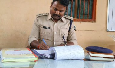 डुमरांव में बेहतर कानून-व्यवस्था स्थापित करने वाले एसडीपीओ पोलस्त को फिर मिला सम्मान, डीआईजी के बाद एसपी ने भी किया सम्मानित