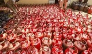 बक्सर में गैस आपूर्ति पर प्रशासन सख्त, कालाबाजारी रोकने को लगातार छापेमारी