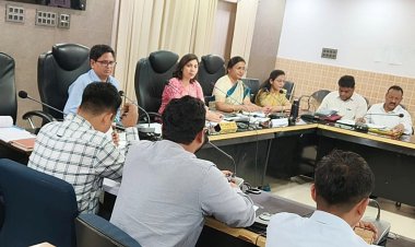 स्वगणना में सुस्ती पर डीएम सख्त, दो दिन में दिखे प्रगति