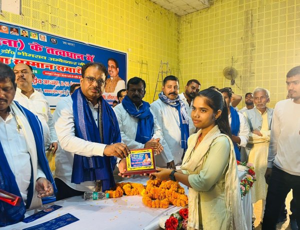 अंबेडकर जयंती पर प्रतिभा सम्मान समारोह, शिक्षा-संगठन-से बहुजन सेना ने सशक्त समाज का आह्वान