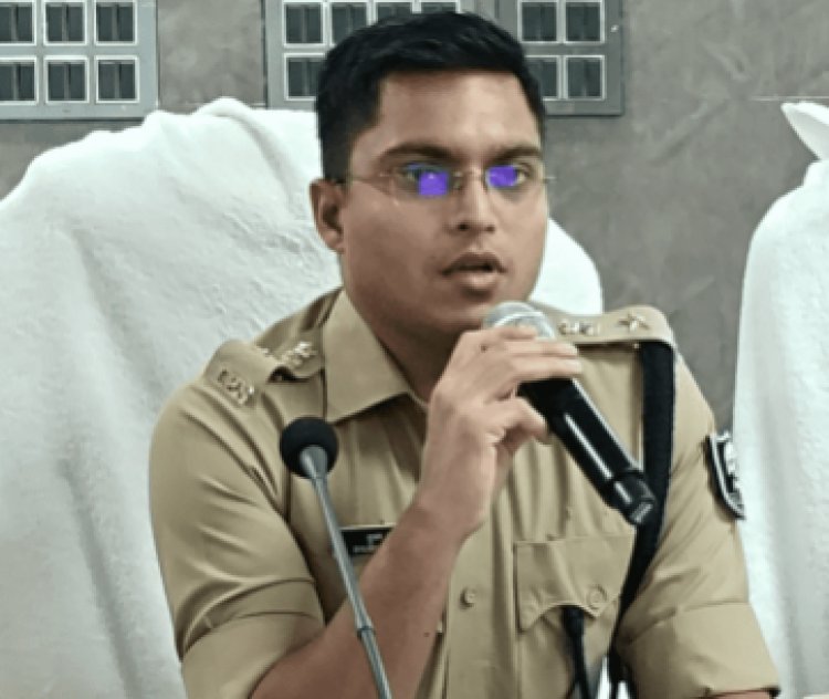 प्रमोद कुमार बने कोरानसराय के नये थानाध्यक्ष, लाइन हाजिर हुई माधुरी कुमारी