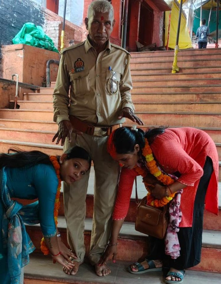 अजब प्रेम की गजब कहानी: दो बच्चों की मां ने युवती संग रचाई शादी, वीडियो जारी कर मांगी सामाजिक मान्यता