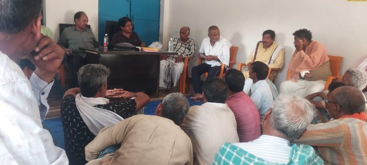 चौसा में रोजगार अनियमितता व कृषि मुद्दों पर किसानों की बैठक, 9 अप्रैल को किसान संसद में भागीदारी का निर्णय