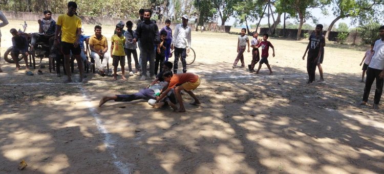 केसठ में खेलकूद प्रतियोगिता जारी, कबड्डी में छात्राओं ने दिखाया दम, 11 अप्रैल को होगा सम्मान समारोह