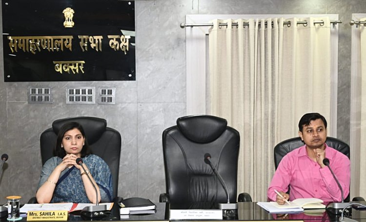 प्रोजेक्ट मॉनिटरिंग ग्रुप की बैठक में अनुपस्थित अधिकारियों पर सख्ती, सड़कों के चौड़ीकरण और योजनाओं की समीक्षा