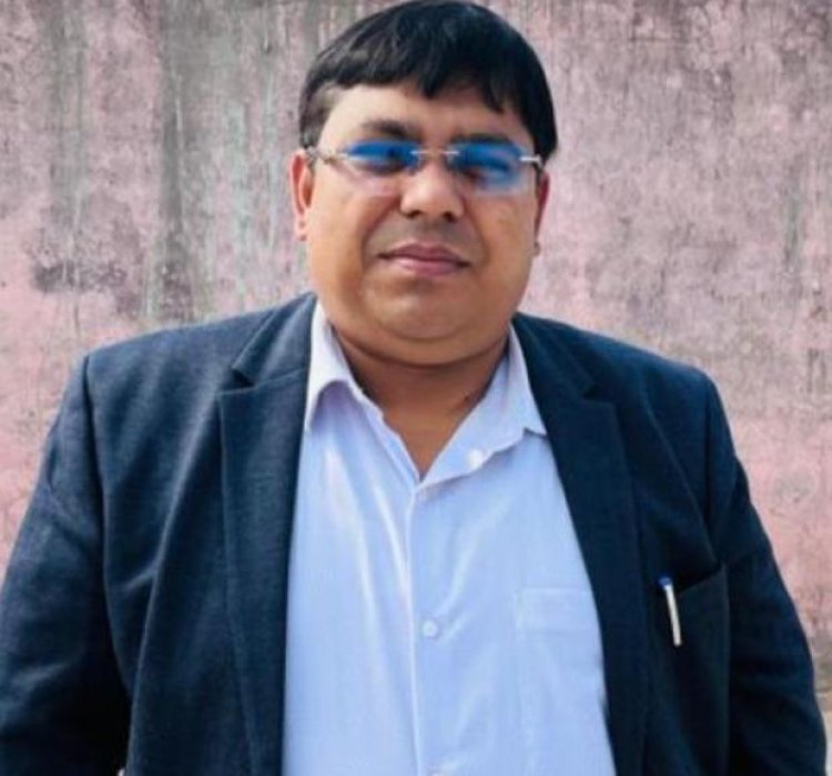 डुमरांव में पीसीसी सड़कों पर घोटाले की गूंज: एक ही योजना से दोहरी पेमेंट, बिना टेंडर काम का आरोप