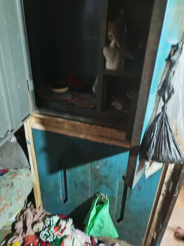 घर में घुसकर नगद व लाखों के गहने ले उड़े चोर, गांव में दहशत