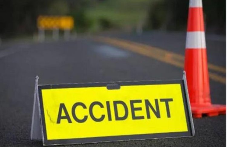 सड़क पार कर रही महिला को तेज रफ्तार बाइक ने उछाला, पहचान अब तक नहीं