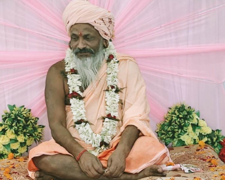 शिवमय हुआ चरित्रवन: आदिनाथ अखाड़ा में पांच दिवसीय प्रतिष्ठा महोत्सव का भव्य शुभारंभ