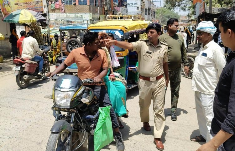 वाहन जांच मेें वसूला गया चार हजार रूपए का जुर्माना