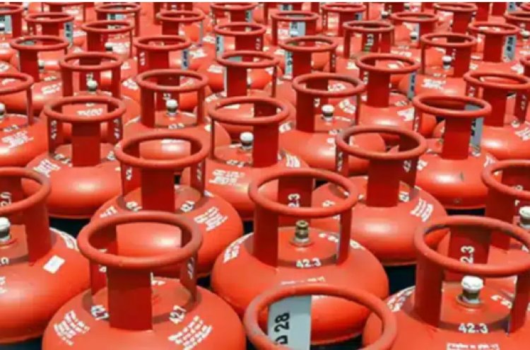 बक्सर में गैस आपूर्ति पर प्रशासन की सख्ती, कालाबाजारी पर शिकंजा