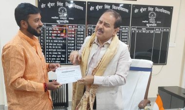 किसान के बेटे ने रचा इतिहास: बक्सर के संदीप ठाकुर को गणित में पीएचडी