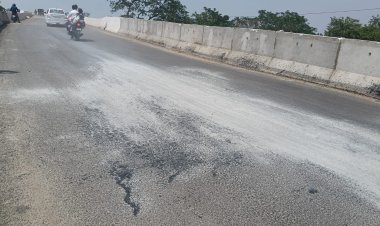 24 करोड़ की सड़क सात दिन में बैठी, चौसा आरओबी पर भ्रष्ट निर्माण का आरोप